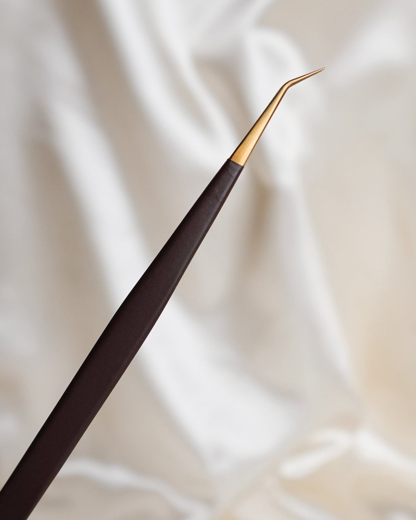 45° Isolation (Long Handle) - Lash Culture