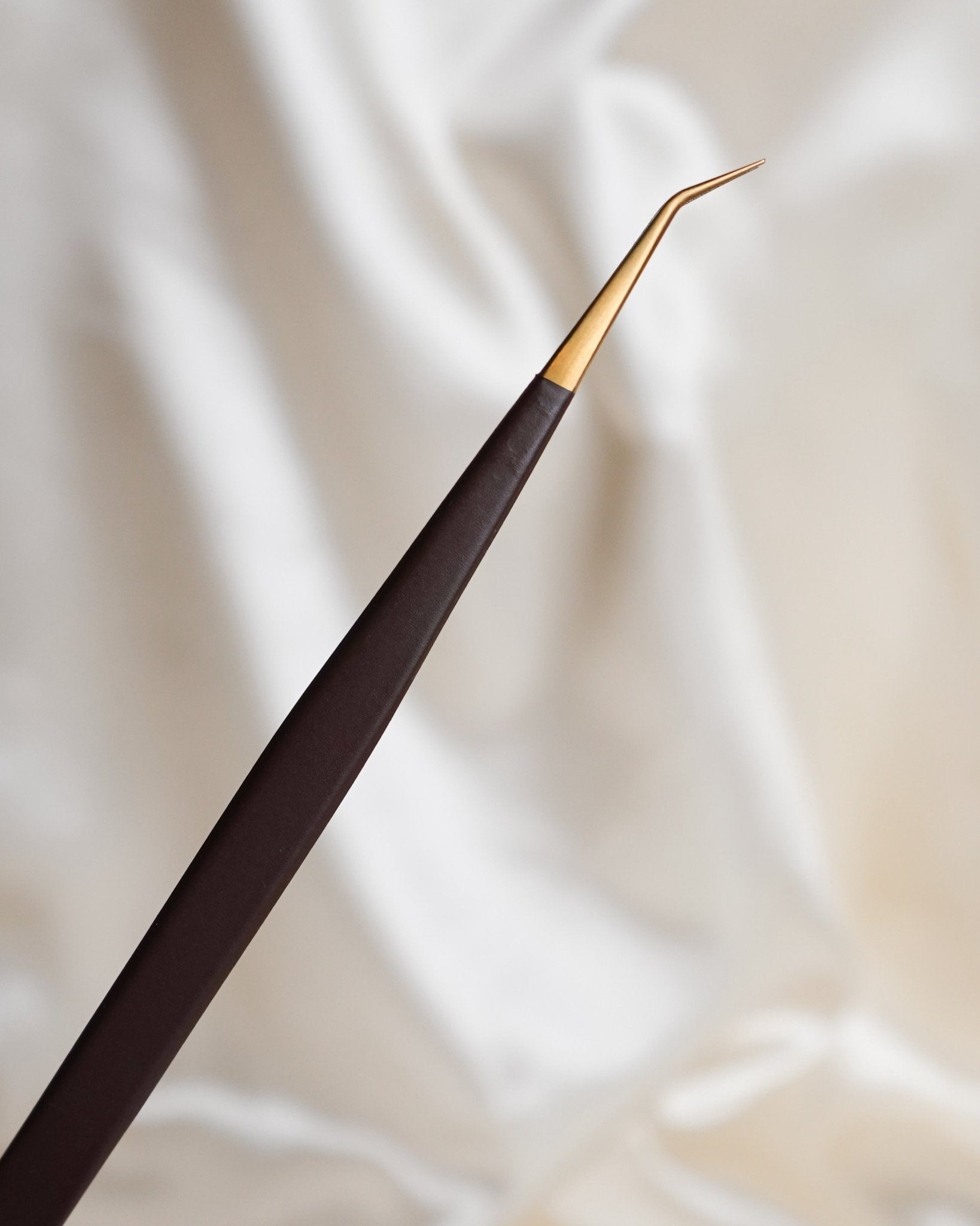45° Isolation (Long Handle) - Lash Culture