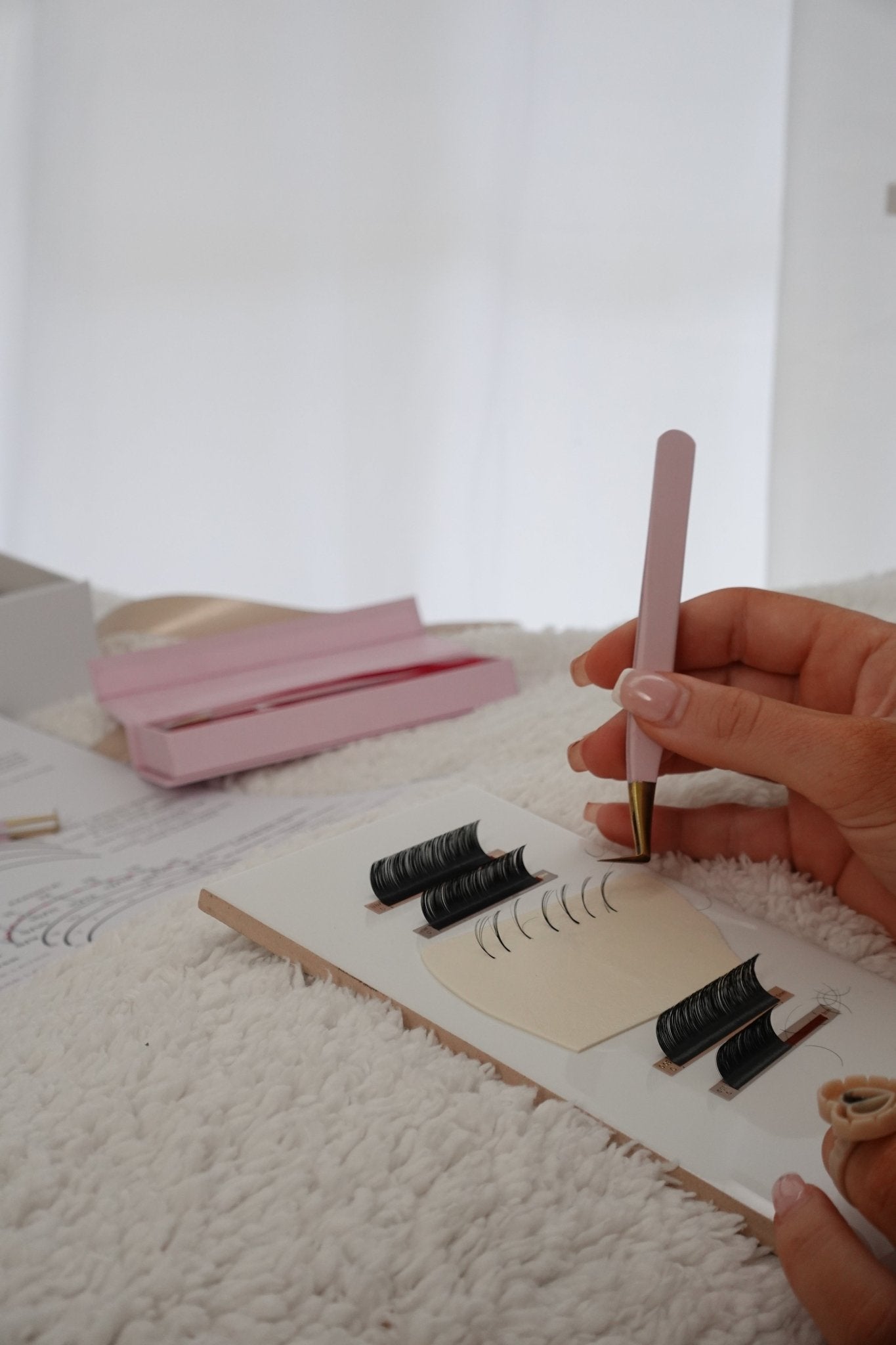 Advanced Artistry — Handmade Wet & Wispy Training (2 Days) - Lash Culture